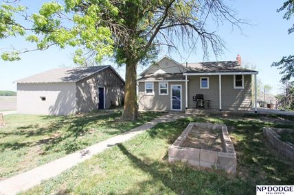2609 Alvo Road, Seward, NE 68434