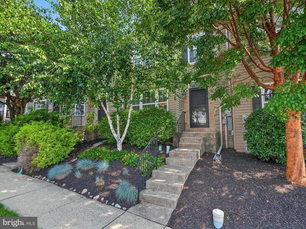 212 KNOLLWOOD ROAD , MILLERSVILLE, PA 17551