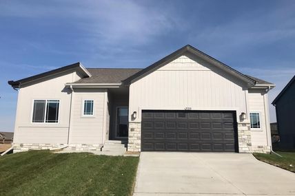 18165 Ogden Street, Elkhorn, NE 68022