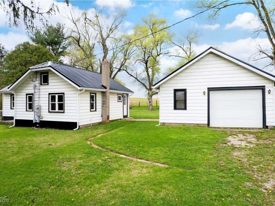 11192 Akron Road, Marshallville, OH 44645 Photo 1