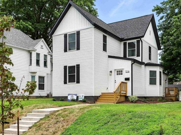 516 W 15TH Street, Davenport, IA 52803