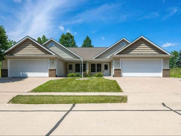 LOT 17B ASPEN TRAIL CONDO, Muscatine, IA 52761