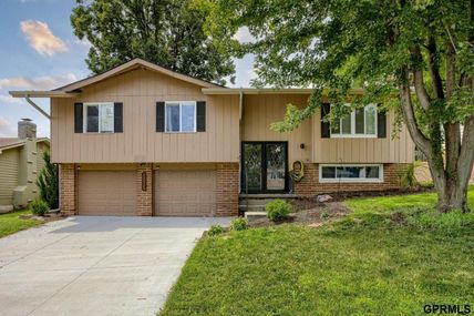 3203 Golden Boulevard, Bellevue, NE 68123