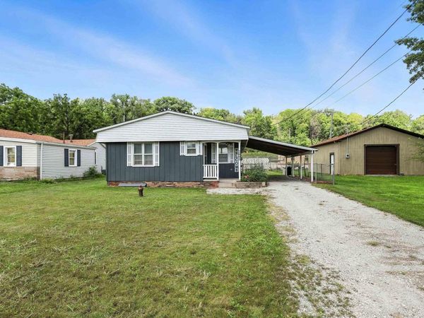 2605 47TH Avenue, Rock Island, IL 61201