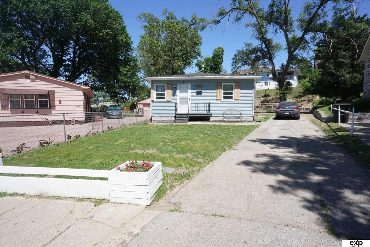 5433 N 45Th Avenue, Omaha, NE 68104