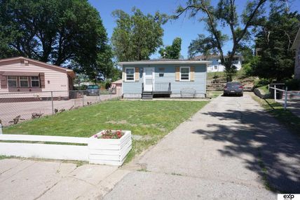 5433 N 45Th Avenue, Omaha, NE 68104
