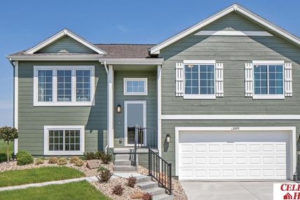 8604 S 177 Avenue, Omaha, NE 68136