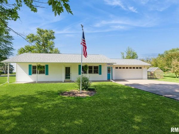 2332 42ND Avenue, Aledo, IL 61231