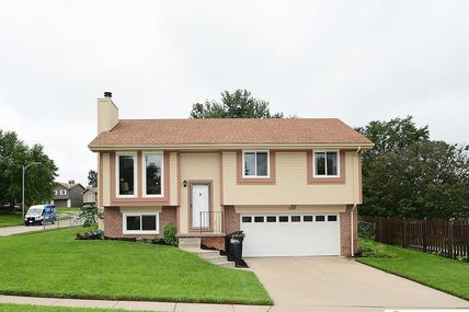 5764 N 130th Street , Omaha, NE 68164