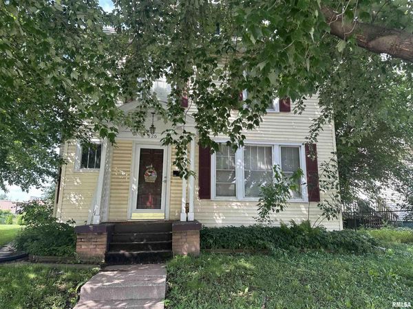326 S LINWOOD Avenue, Davenport, IA 52802