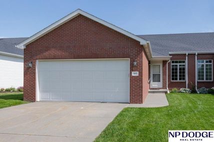 2871 Porter Ridge Road , Lincoln, NE 68516