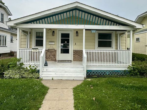 534 Broadway Street, West Burlington, IA 52655