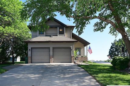 1440 Pine Tree Court , Arlington, NE 68002