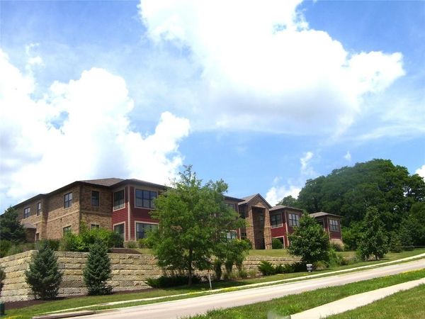 829 N 1st Avenue N, Iowa City, IA 52245