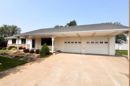 18708 238TH Street, COUNCIL BLUFFS, IA 51503