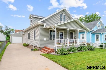 2431 Avenue D , Council Bluffs, IA 51501