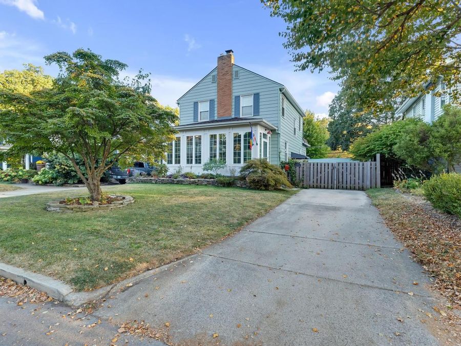 119 W Dunedin Road , Columbus, OH 43214 Photo 1