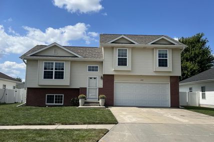 5738 MERLIN Lane, COUNCIL BLUFFS, IA 51501