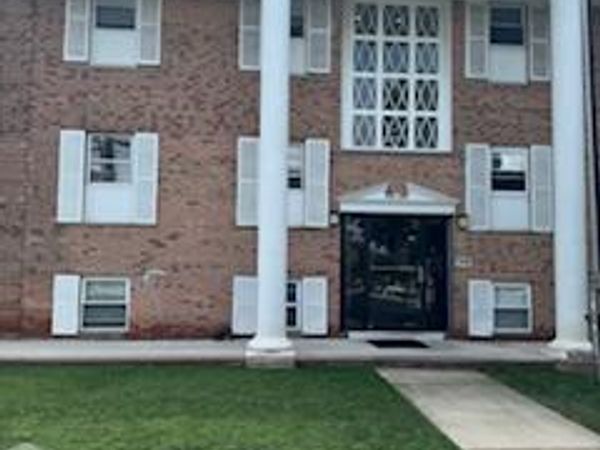 336 E Westfield Avenue, Roselle Park, NJ 07204