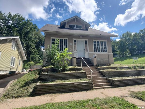 1641 14 1/2 Street, Rock Island, IL 61201