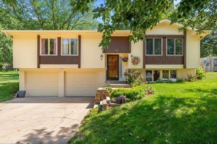 219 REDBUD Lane, COUNCIL BLUFFS, IA 51503