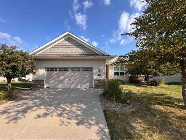 420 Camden St, North Liberty, IA 52317