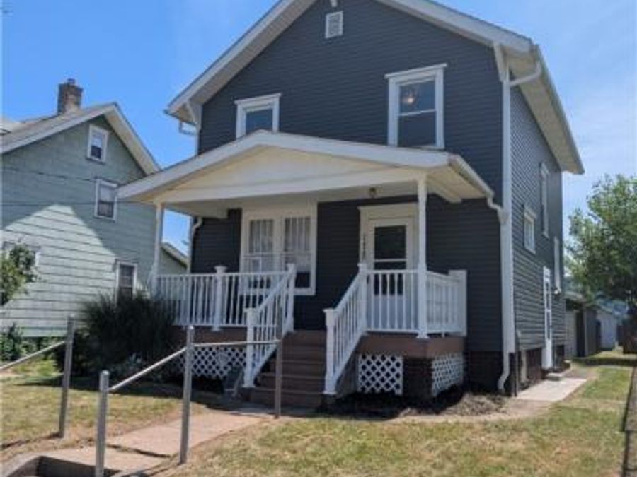 2420 Clyde Place SW, Canton, OH 44710 Photo 1