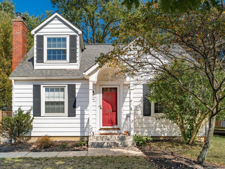 256 E Beaumont Road , Columbus, OH 43214 Photo 1