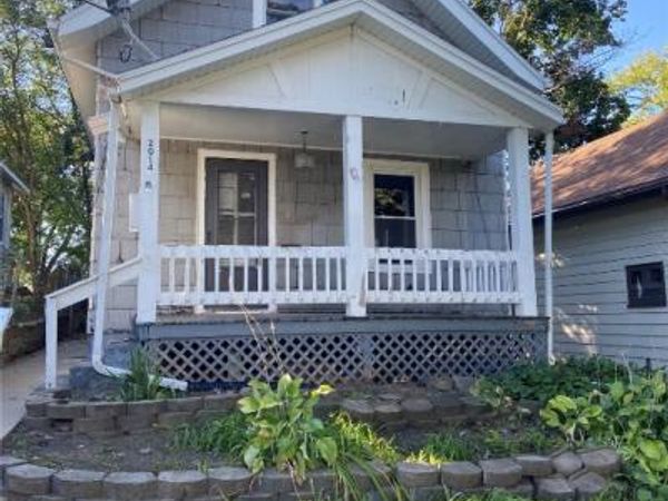 2014 K Street SW, Cedar Rapids, IA 52404