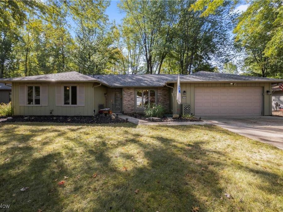 32567 Oakhurst Drive, North Ridgeville, OH 44039 Photo 1