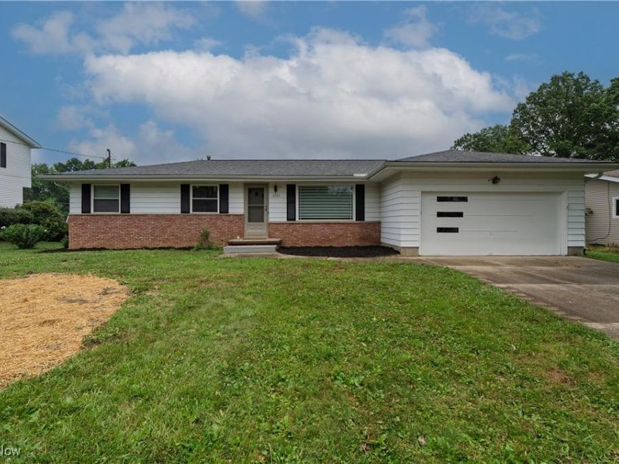 2783 Shellhart Road, Norton, OH 44203 Photo 1