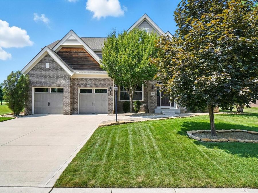 5656 Newtonmore Place , Dublin, OH 43016 Photo 1