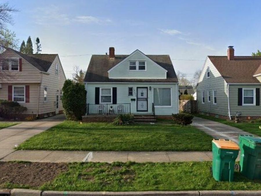 19288 Stockton Avenue, Maple Heights, OH 44137 Photo 1