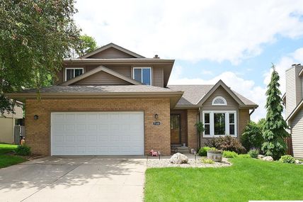 7110 S 141 Street , Omaha, NE 68138
