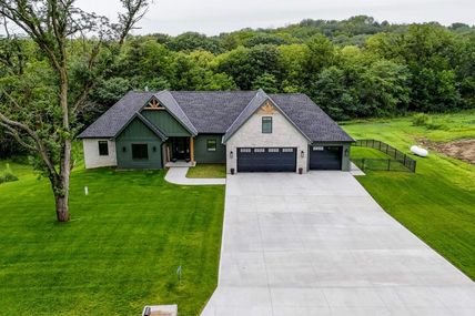 23056 Frontier Lane , Glenwood, IA 51534