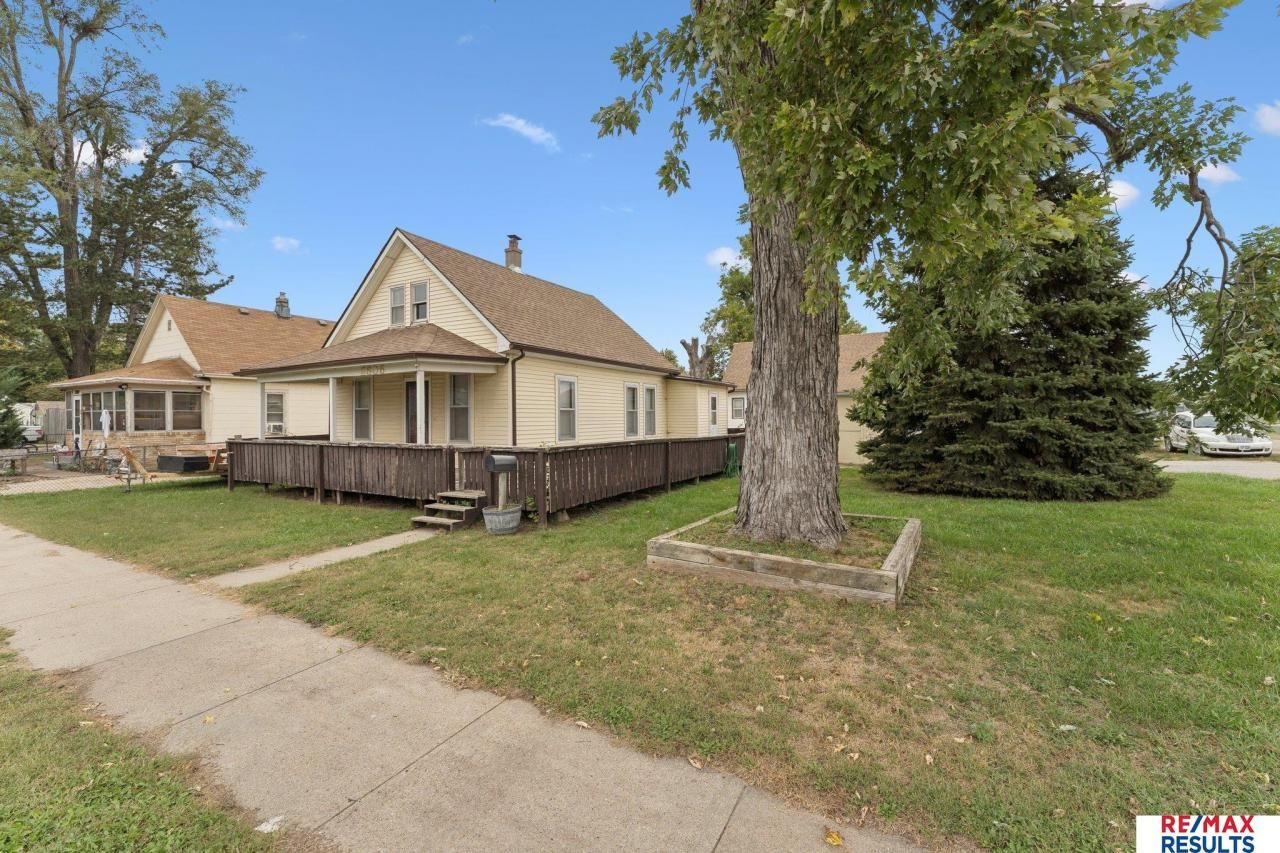 2806 Mormon Street , Omaha, NE 68112