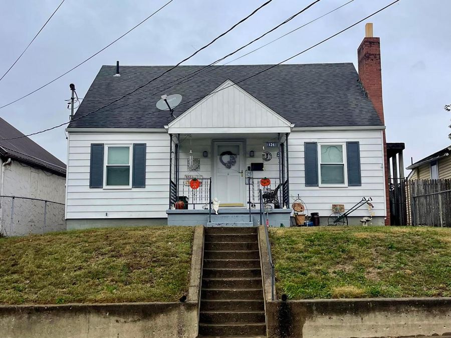 124 Hayward Avenue, Circleville, OH 43113 Photo 1