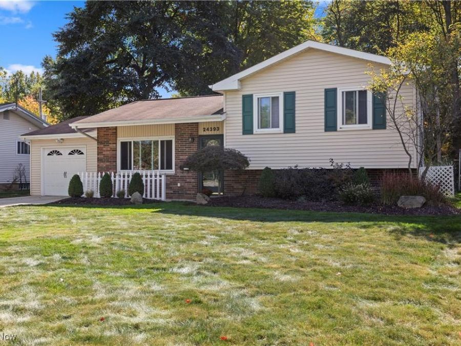 24393 Woodmere Drive, North Olmsted, OH 44070 Photo 1