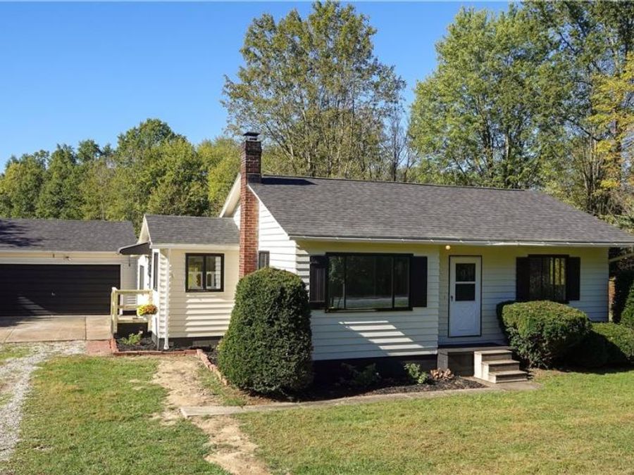 1534 Newton Falls Portage Road, Newton Falls, OH 44444 Photo 1