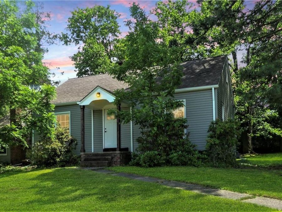 7685 Saratoga Road, Middleburg Heights, OH 44130 Photo 1