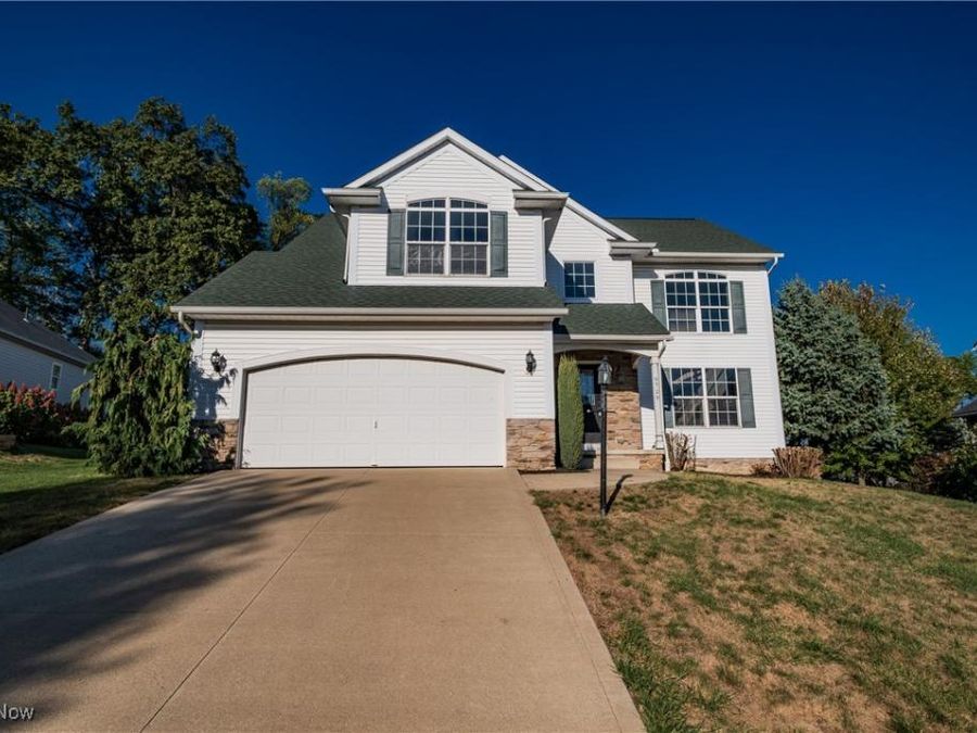 9729 Emerald Hill Street NW, Canal Fulton, OH 44614 Photo 1