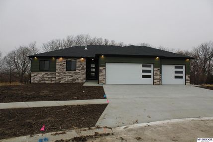 4900 Alma Place , Lincoln, NE 68514