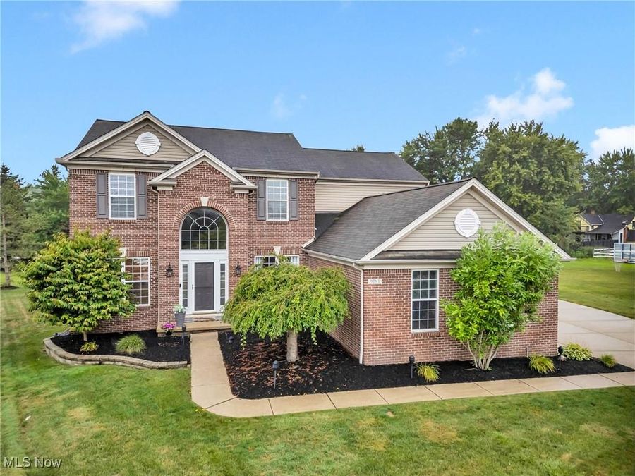 9783 Burts Way, Olmsted Township, OH 44138 Photo 1