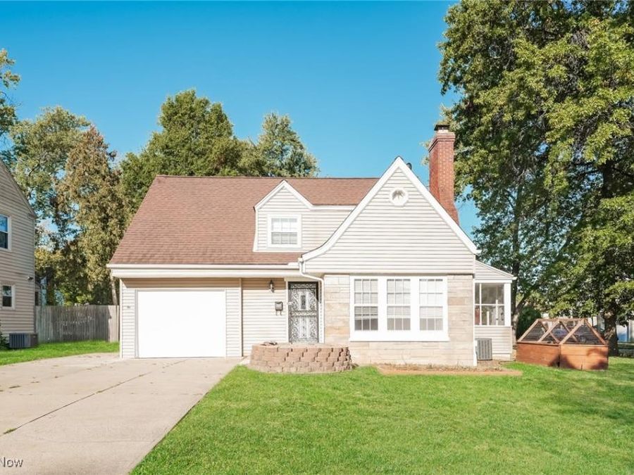 616 Dorchester Road, Akron, OH 44320 Photo 1