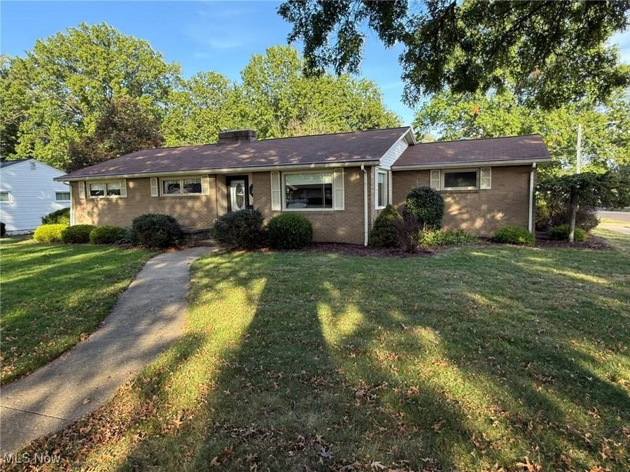 221 S James Street, Dover, OH 44622 Photo 1