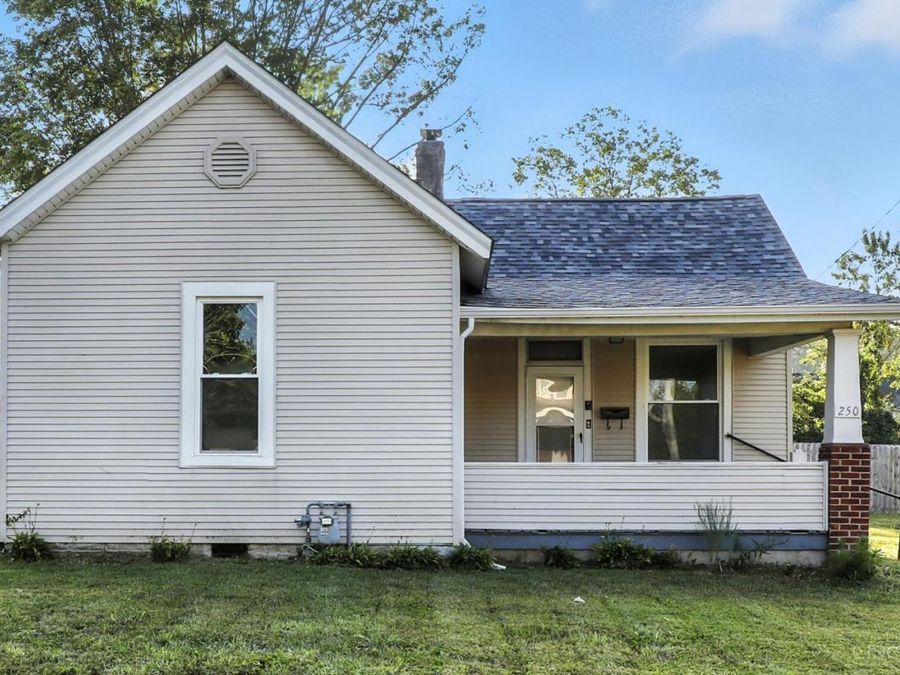 250 N Charity Street, Bethel, OH 45106 Photo 1