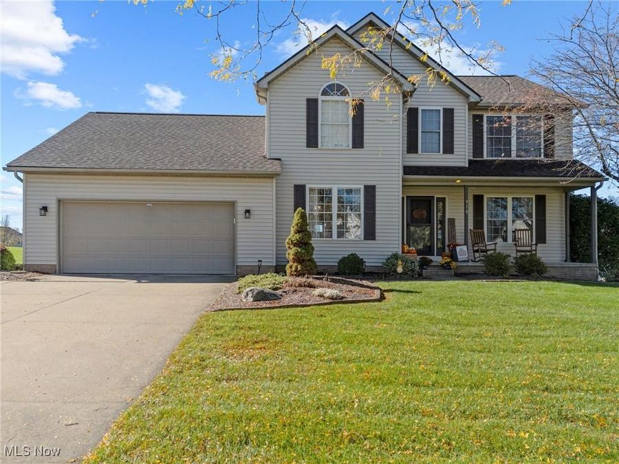 910 Crosswyck Circle, Louisville, OH 44641 Photo 1