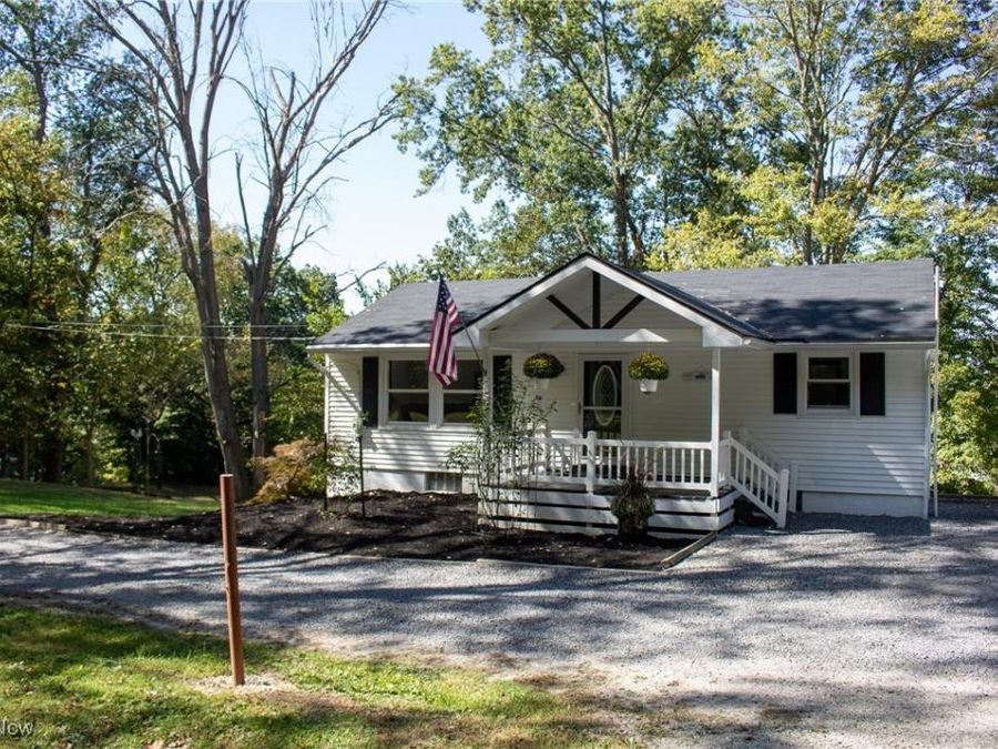 1636 Trade Avenue, Coshocton, OH 43812 Photo 1