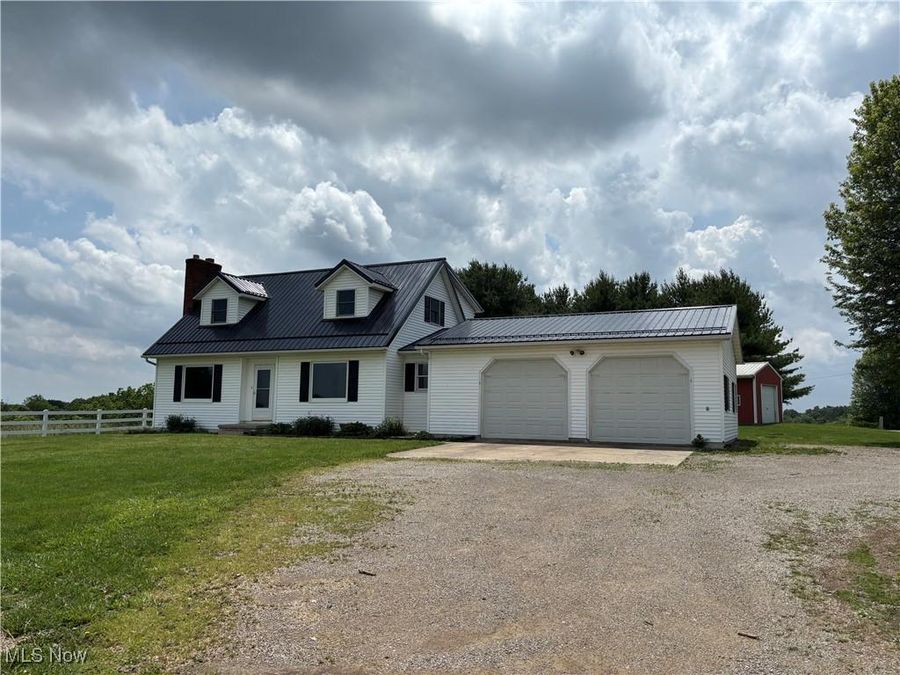 2151 Stacy Lane, Zanesville, OH 43701 Photo 1