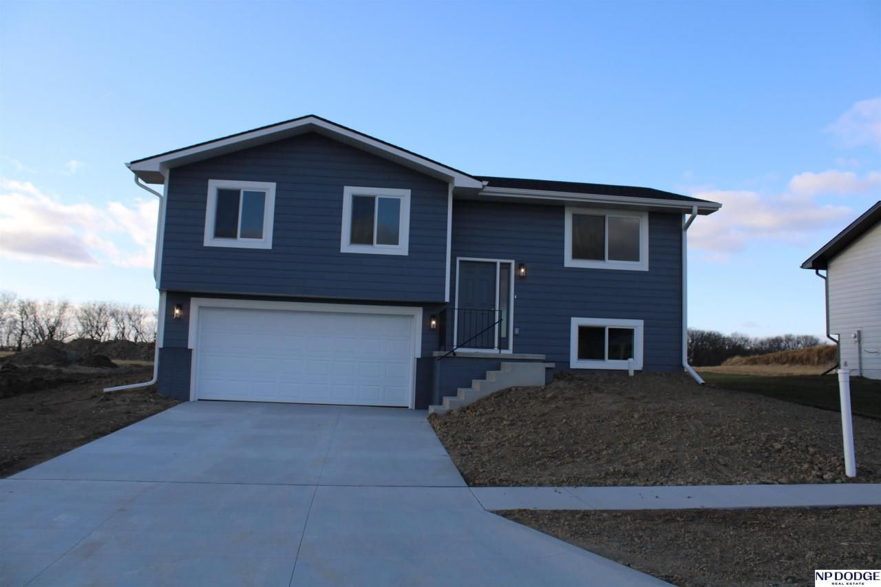 7801 N 50Th Street , Lincoln, NE 68514